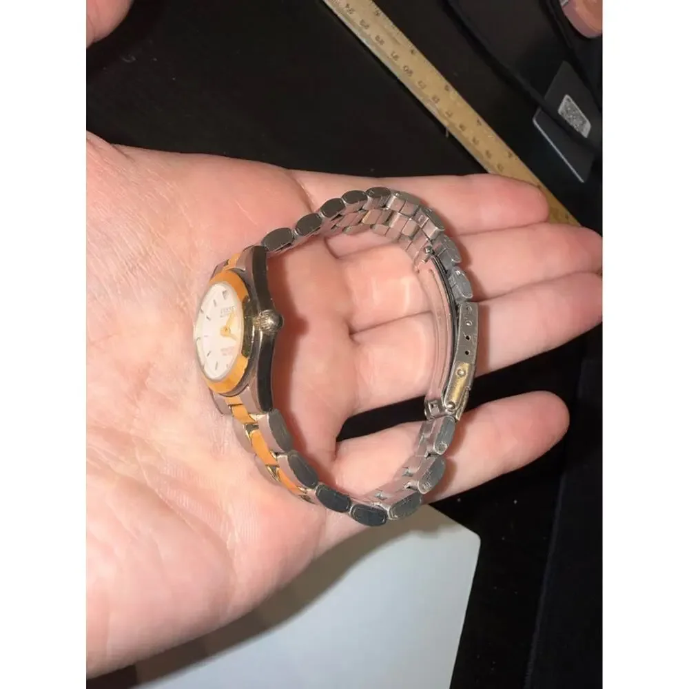 Guess needs battery